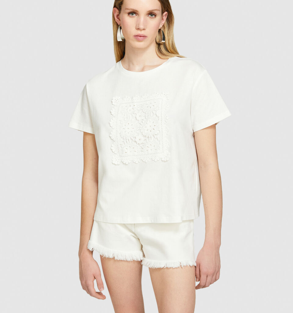 T-shirt with macramé embroidery - women's short sleeve t-shirts - White | Sisley image number 4